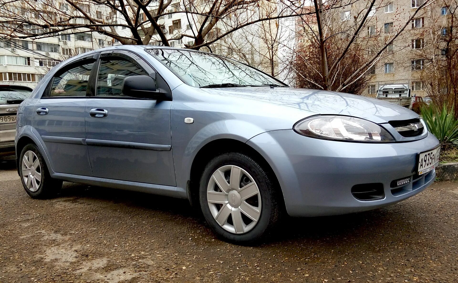 Купить лачетти московская область. Chevrolet Lacetti 5d. Chevrolet Lacetti 2010. Шевроле Лачетти 1.4 2010 года. Chevrolet Лачетти хэтчбек 2010 года.