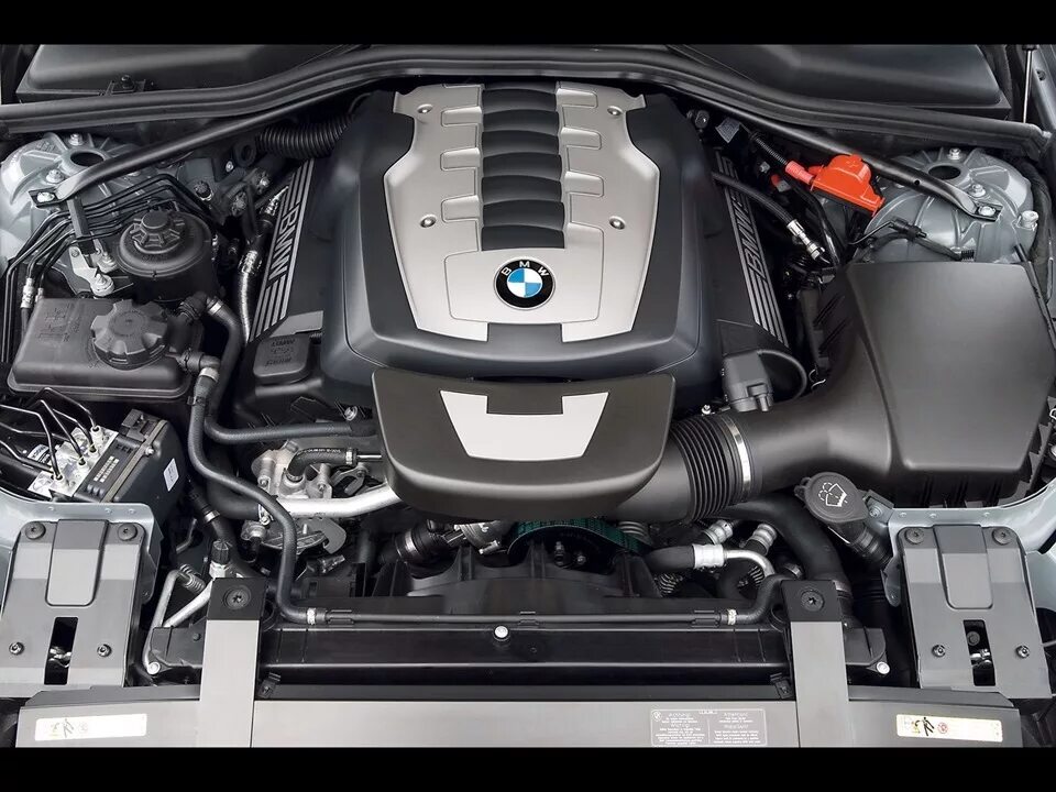 Моторы бмв х3. Мотор БМВ 4.4. Мотор n62 BMW. BMW 3.6 мотор. Двигатель БМВ 6 4.4 н62.