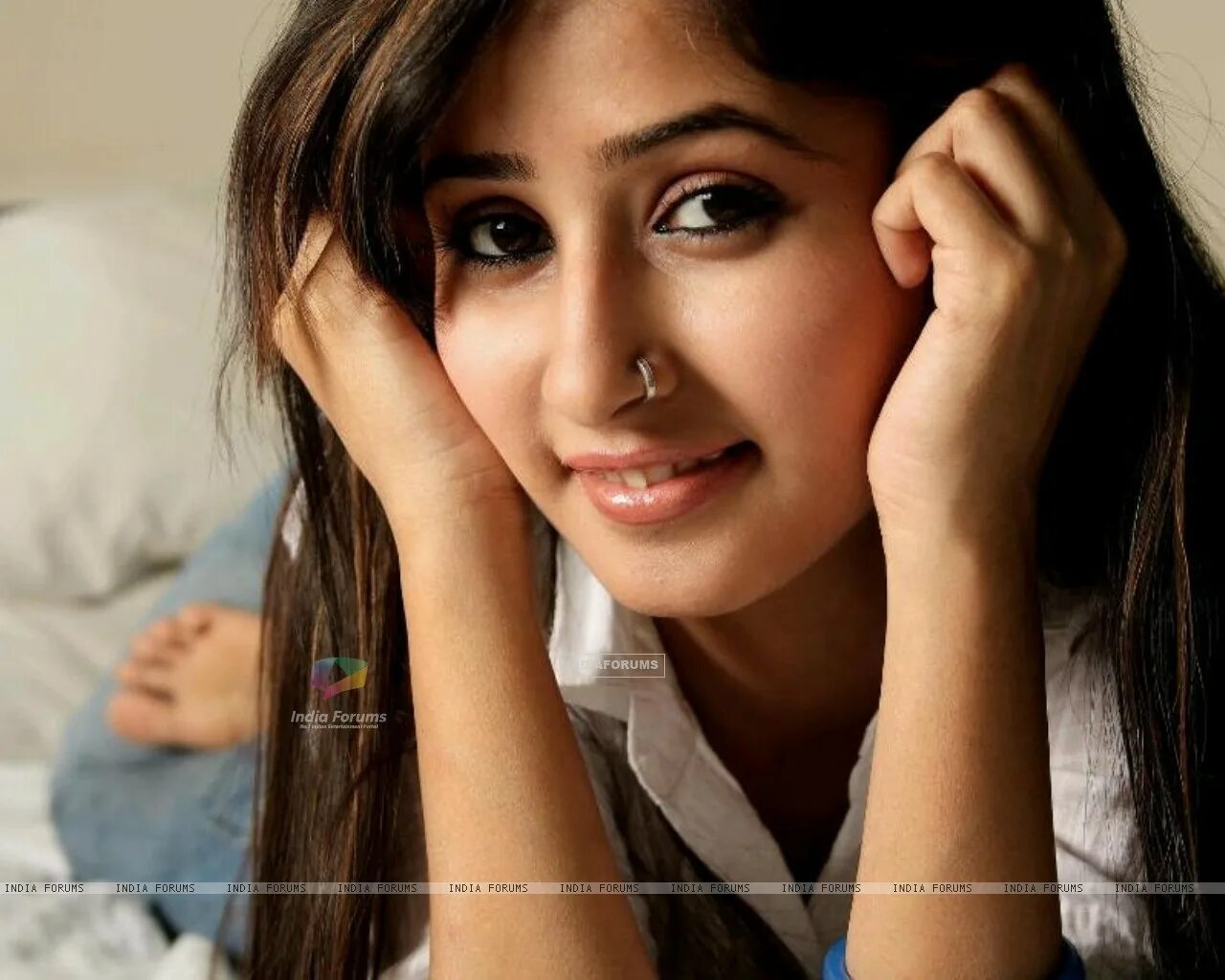 Сана шейх. Сана шейх фильмы. Кто такая индийская сана амин шейх. Индийские сериалы sana amin sheikh фото ее муж айяаз шейх. Нааз джоши.