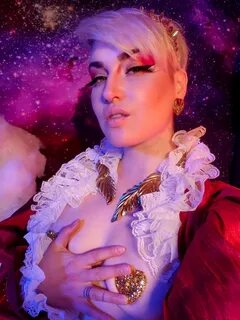 Ready to film. 😘 t.coff2ZsYgfik 