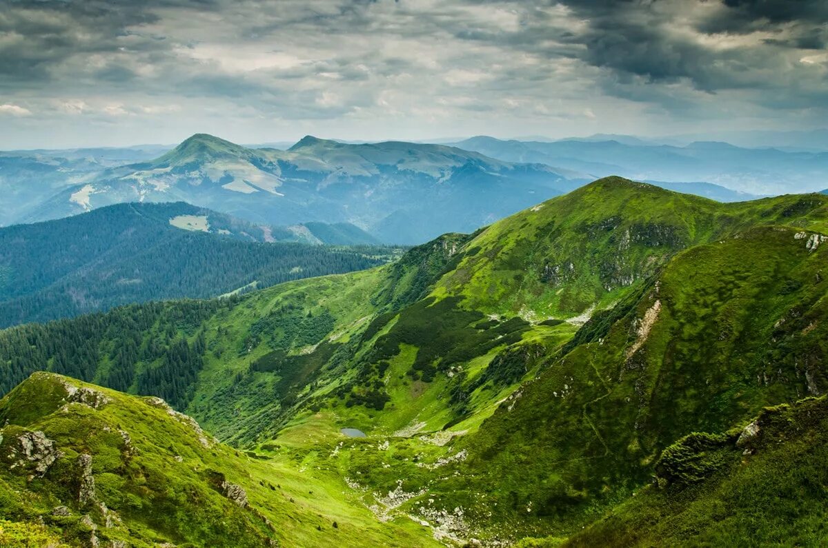 чехия горы карпаты. горы карпаты. молдова карпаты горы. карпатские горы украина. горы карпаты украина.