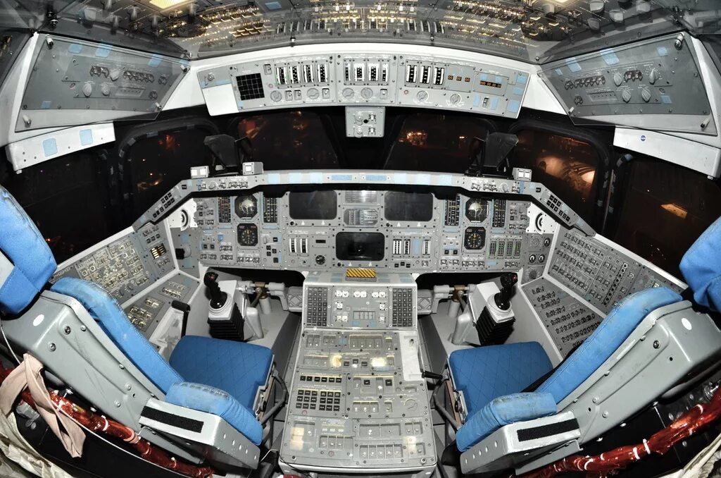 Спейс шаттл внутри. Panel space. Пульт управления космолетом. Panel space. Панель управления ракеты.
