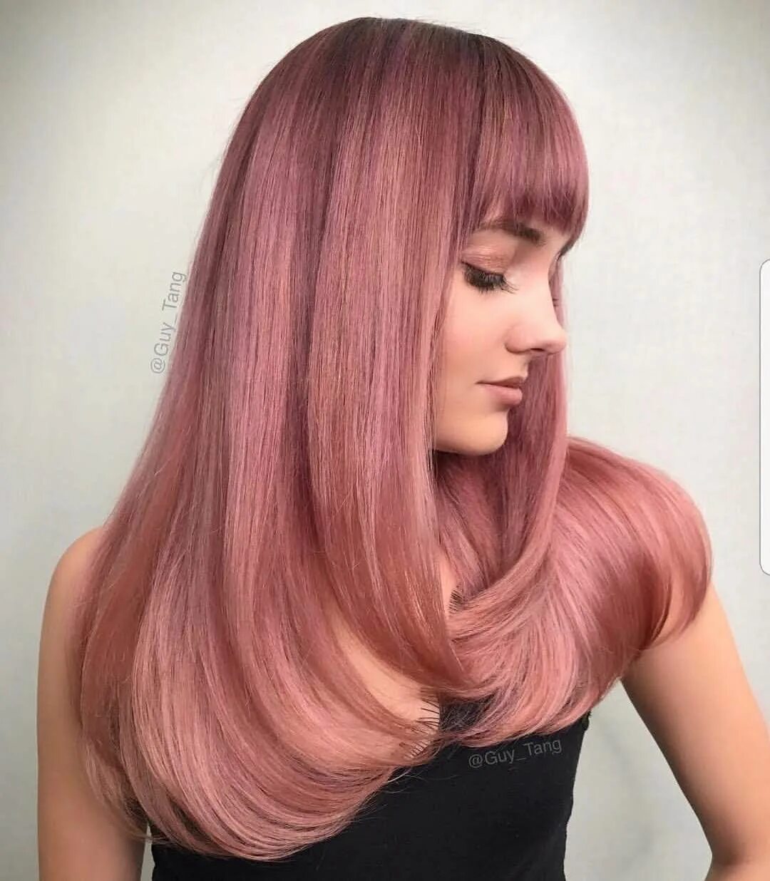 Розовое дерево волосы. Коричнево розовый цвет волос. Волосы с розовымиоттенком. Розовое окрашивание. Окрашивание розовое золото.