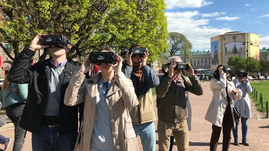 Виртуальный туризм. Vr экскурсии. Виртуальная москва. Виртуальная реальность санкт-петербург. Музей виртуальной реальности.