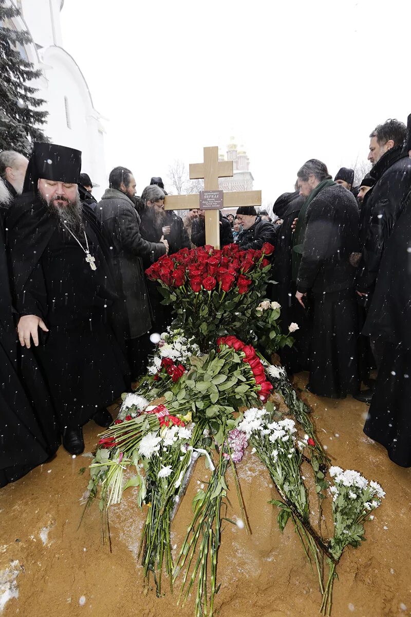 отпевание архимандрита. сергий рыбко похоронен. архимандрит григорий зумис похороны. архимандрит мефодий валаамский монастырь. старец кирилл павлов могила.