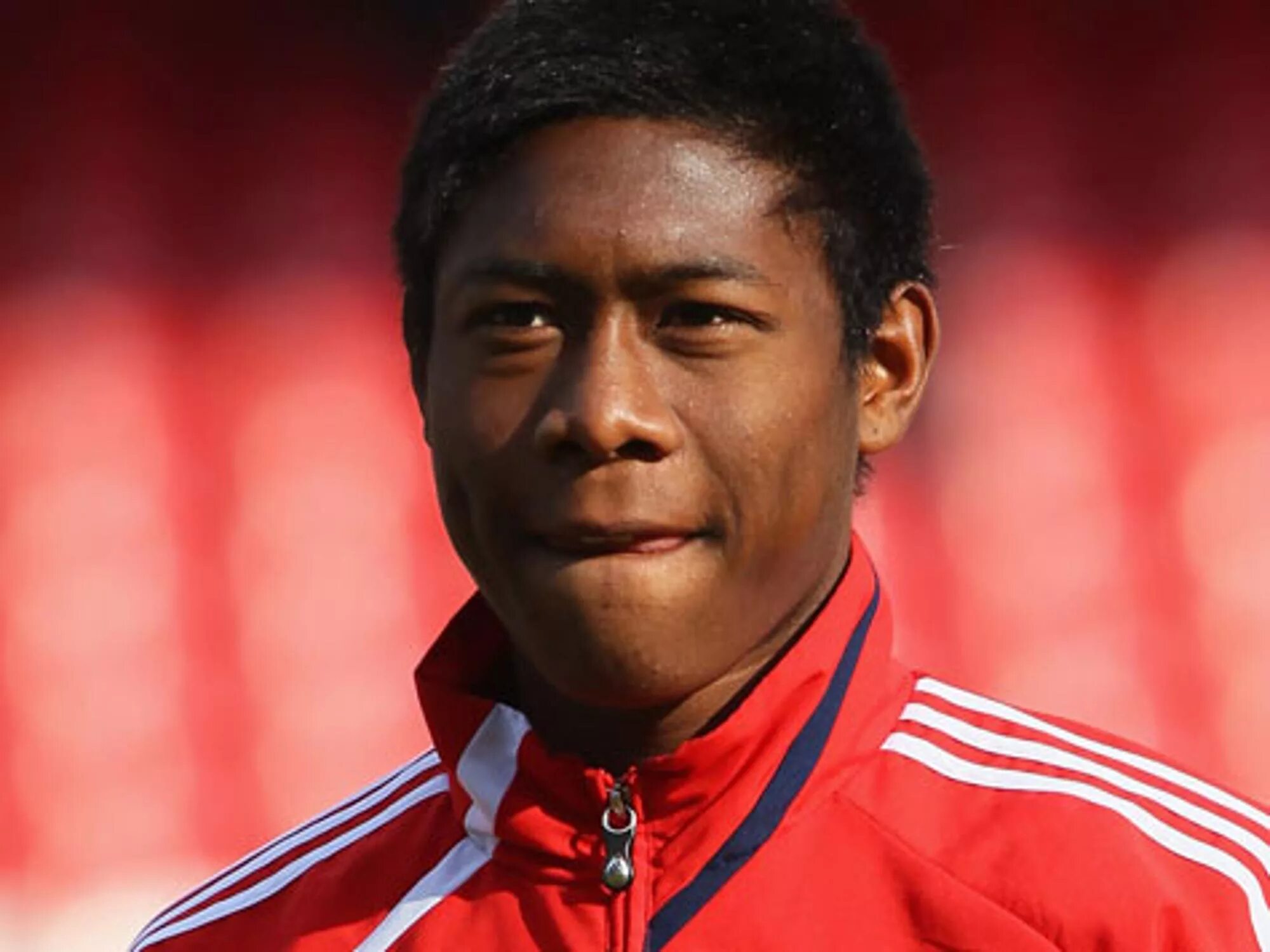 метис тайсон. узкоглазый негр. чернокожие азиаты. чернокожие азиаты. метис азиата и негроида.