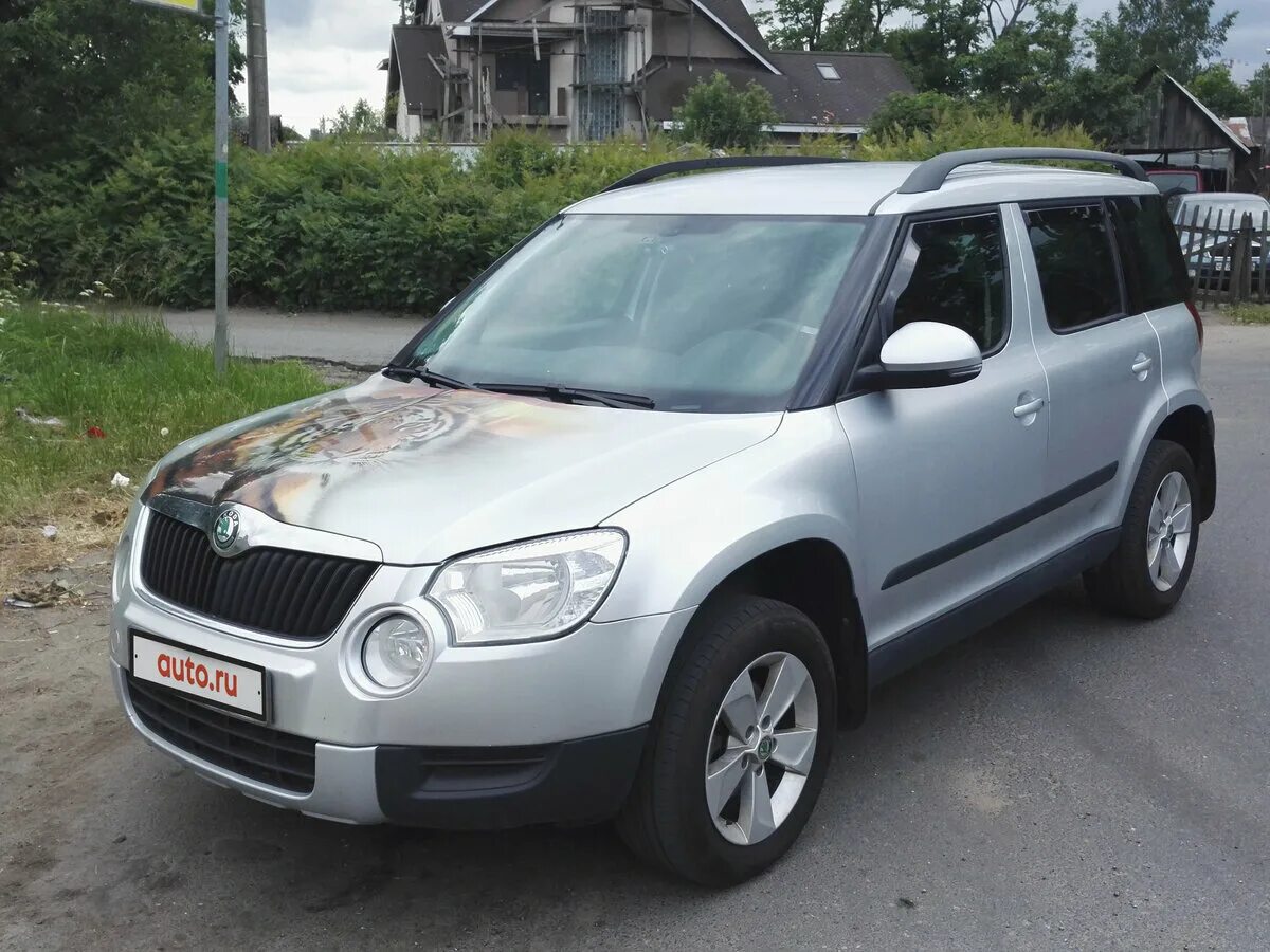 шкода йети 1 поколение. 8 турбо. шкода йети серебристая. Skoda yeti, 2012 год. 8 tsi.