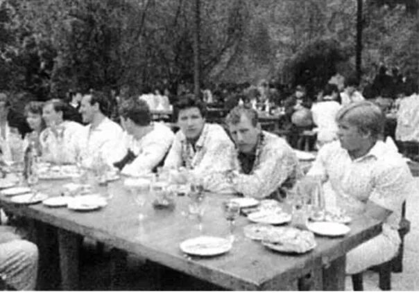 Осень 1988 г. Фотография из альбома Воры в законе - 293 из 524 ВКонтакте