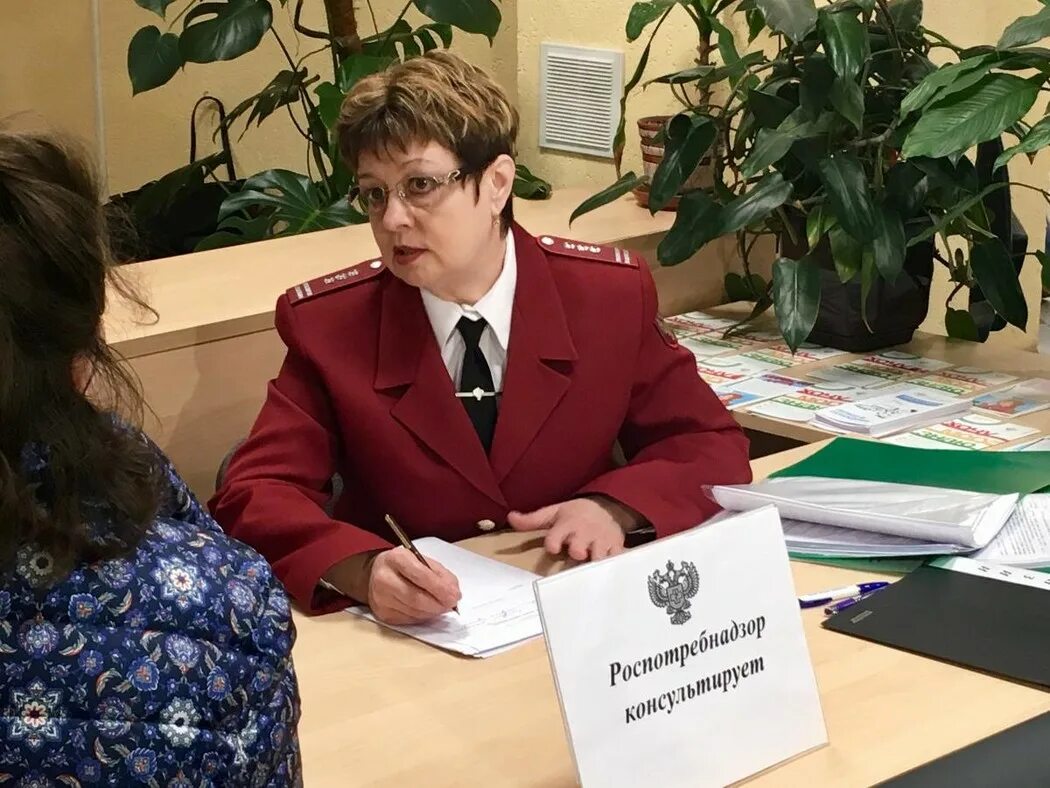 Консультирование роспотребнадзор. Панасенко саратов роспотребнадзор. Представитель роспотребнадзора москва. Юдакова наталья анатольевна роспотребнадзор. Управление роспотребнадзор города москва.