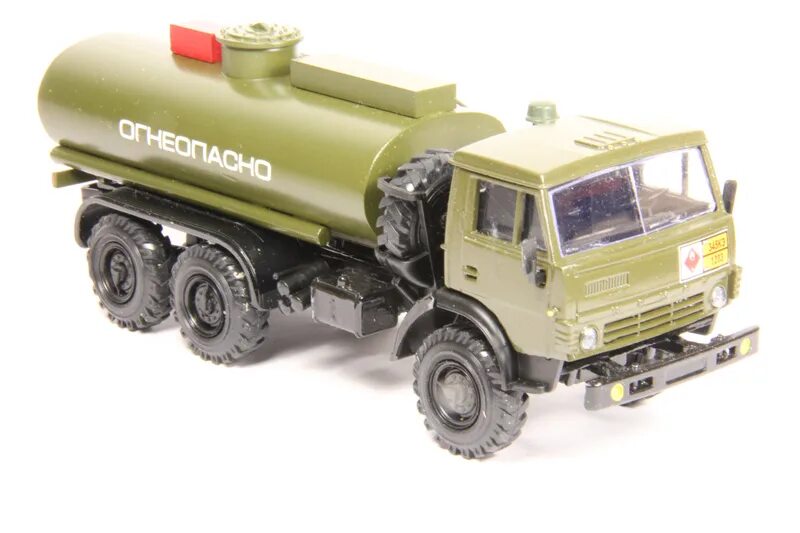 КАМАЗ-4310 1 43. 1/43 КАМАЗ 4310 "Огнеопасно". КАМАЗ 4310 Огнеопасно. КАМАЗ бензовоз 1 43.