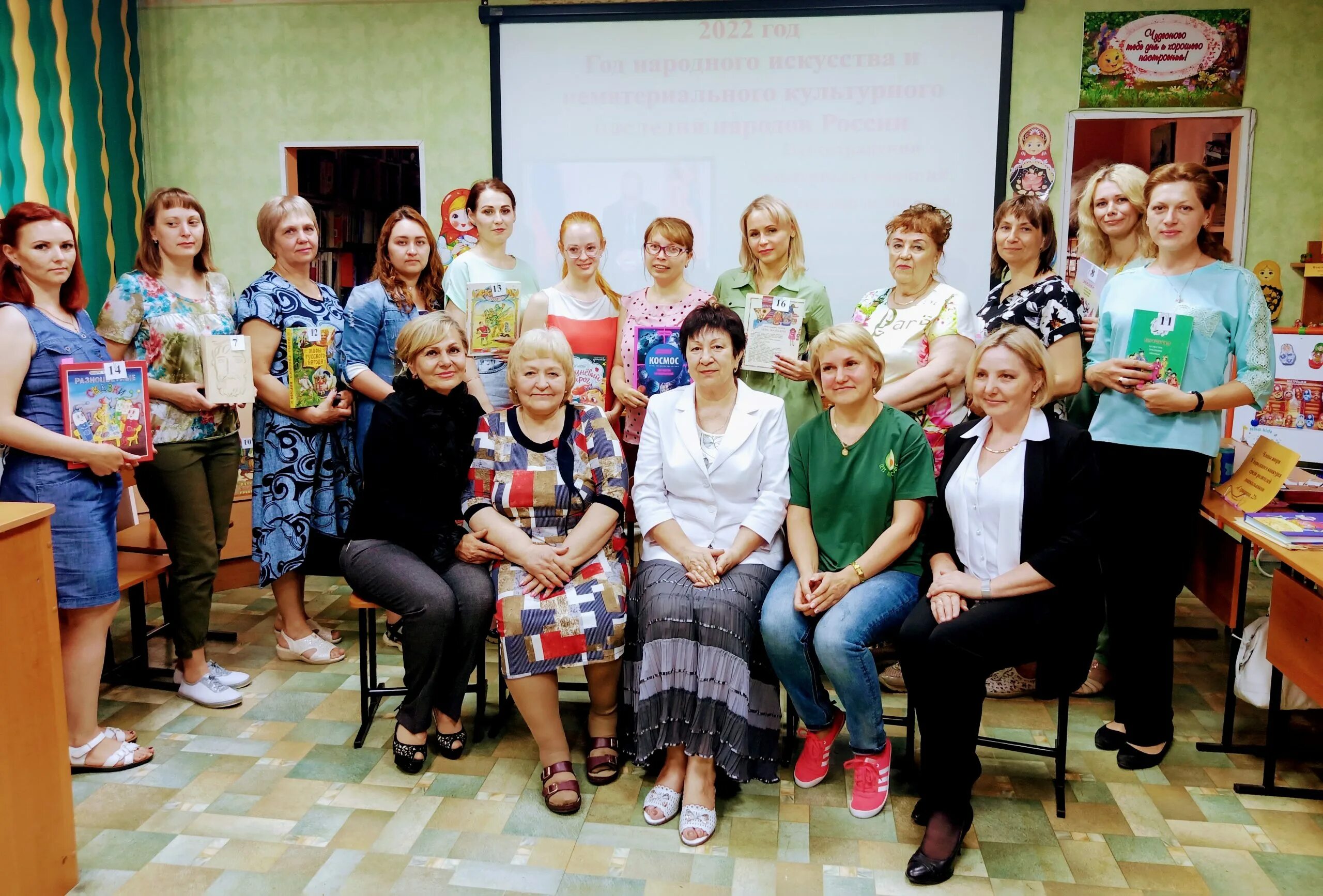 Конкурсы среди родителей. Родители и дети фотоконкурс. Счастливые дети Усолье Сибирское. Чтение вслух. Психологи в Усолье-Сибирское.