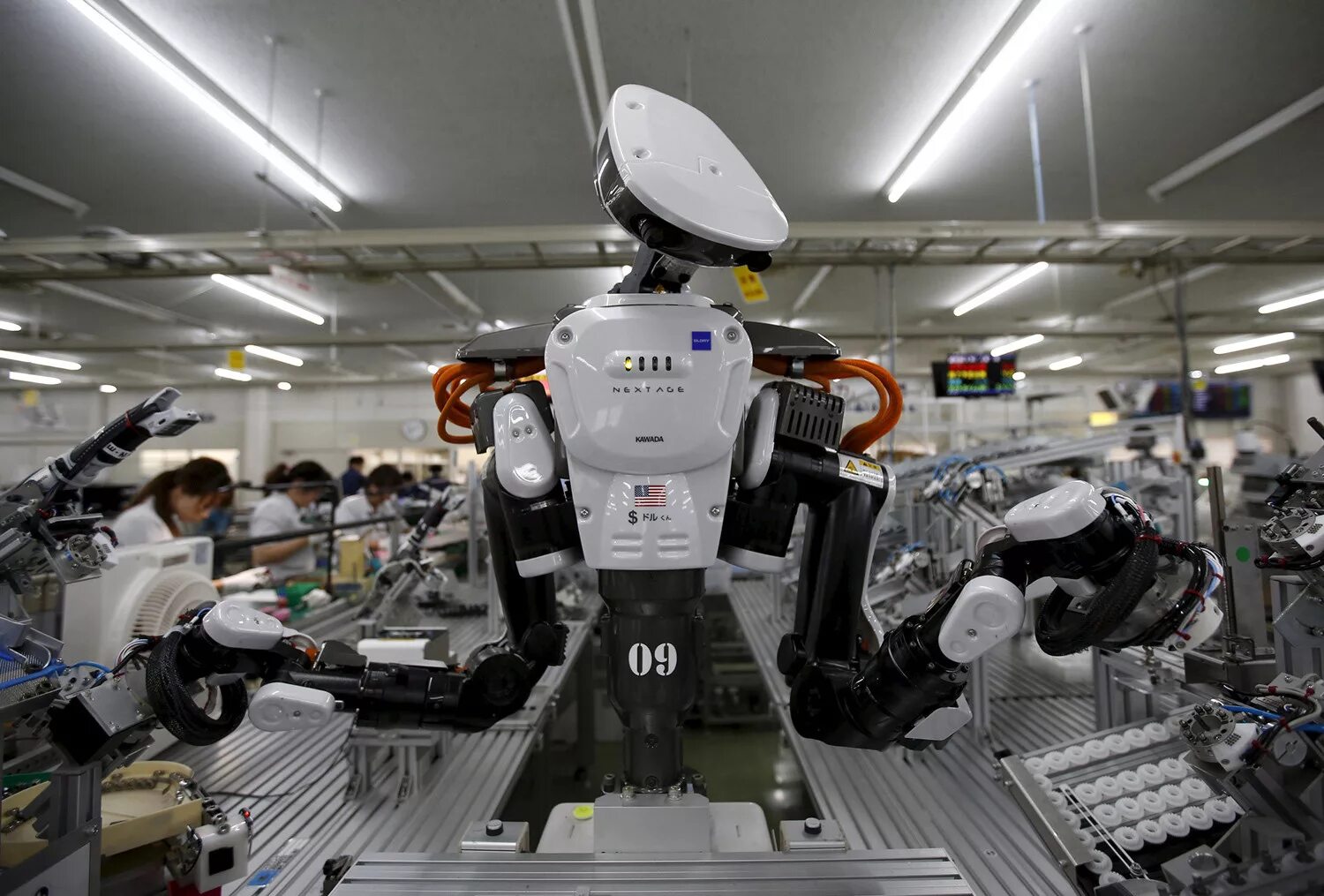 Robot factory. Промышленные роботы. Робототехника в промышленности. Роботы на производстве. Современные роботы.