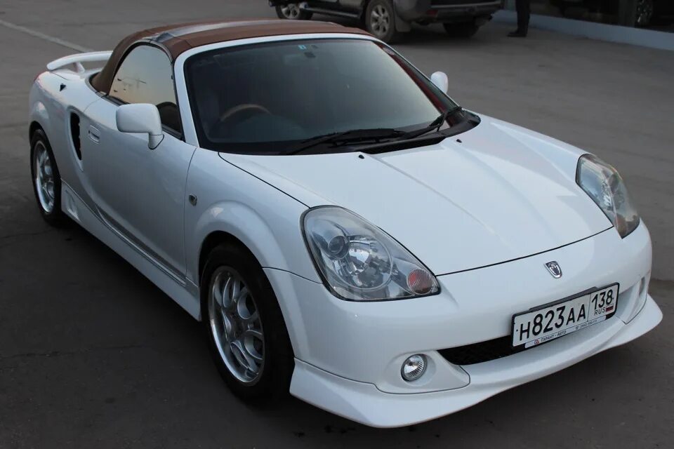 Тойота мр2 купить в россии. Toyota Mr-s, 2000. Toyota mr2 Porsche. Toyota mr2 1999. Toyota mr2 2000.