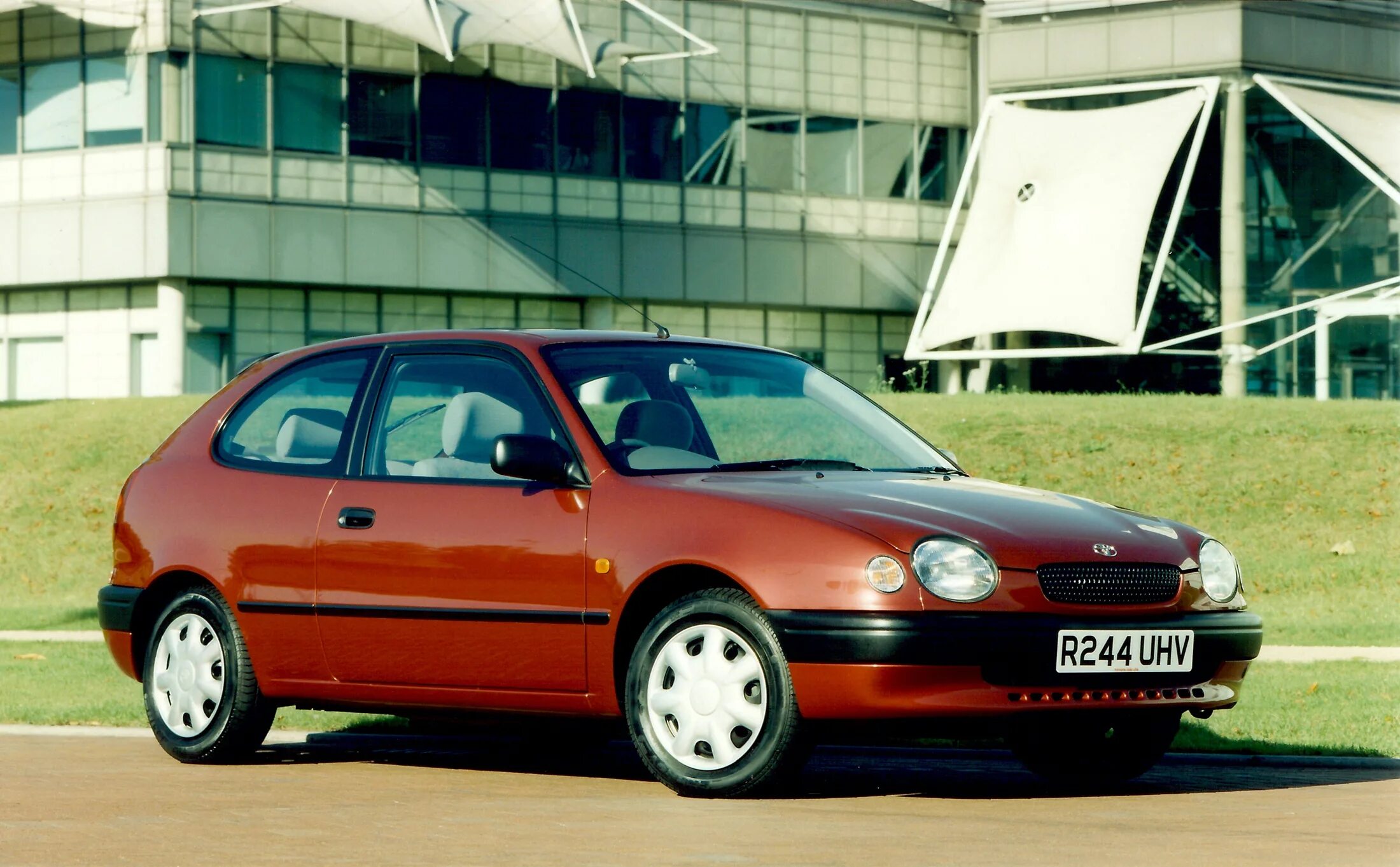 Corolla viii. Toyota corolla e110 хэтчбек 3 двери. тойота королла 8 (1995-2000). королла viii e110 хэтчбек. тойота королла 3 дверная 1997.