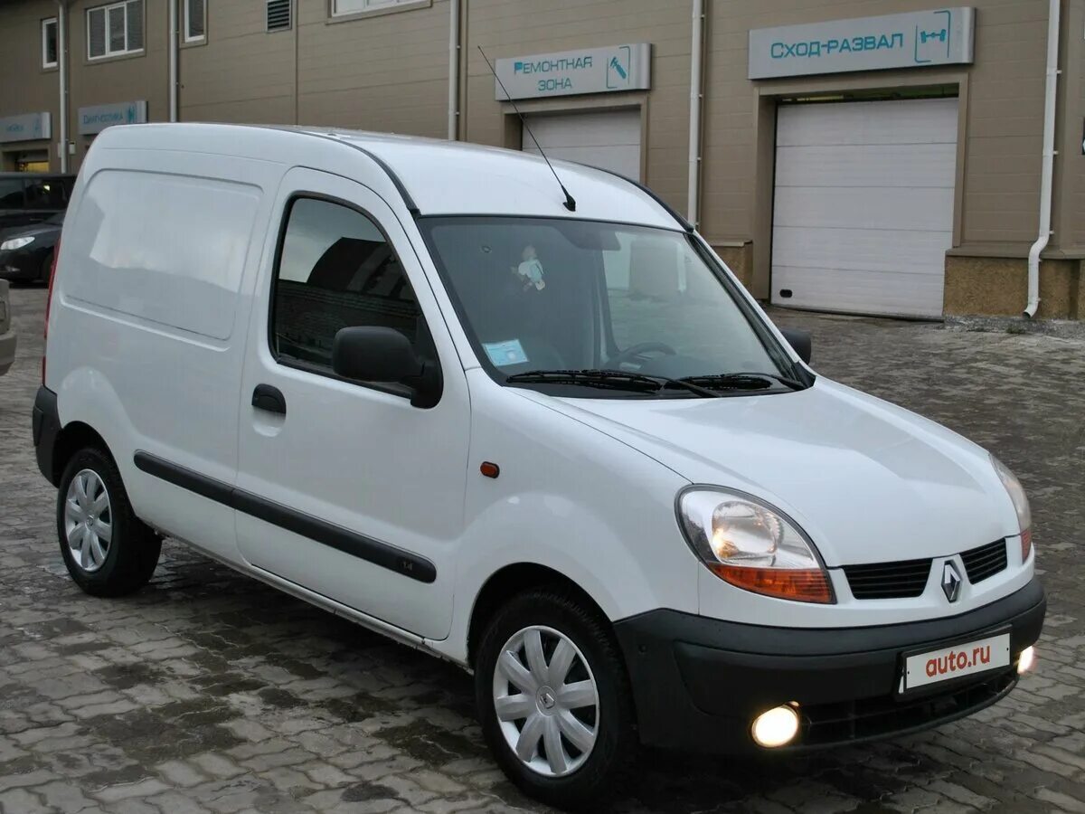 Renault kangoo 1 9. Renault Kangoo 1 поколение. Рено Кангу 1.4. Рено Кангу 1.4 белый. Renault Kangoo 2008 1.4.