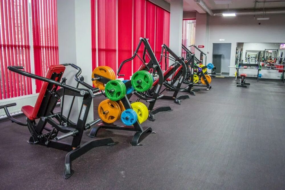 Мире фит. FITZONE Новороссийск Пионерская. Фитзон Дрим Анапа. Фитзона Новороссийск тренера. Фит зон Анапа.