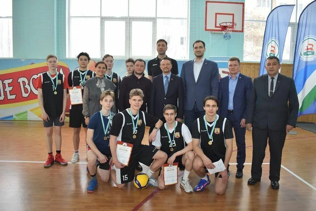 Волейбол череповец. Школа по волейболу уфа. Волейбол соревнования 2022. Фок мустафина уфа. Школа 14 уфа волейбол.