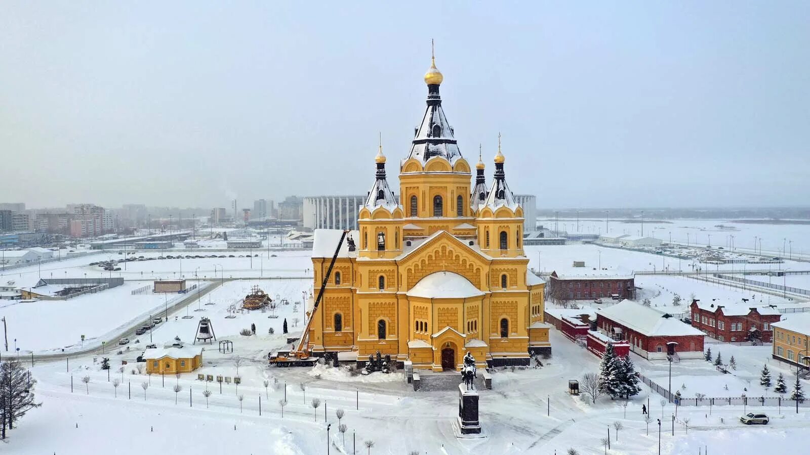 Колокольня Александро Невского Новоярмарочного собора.