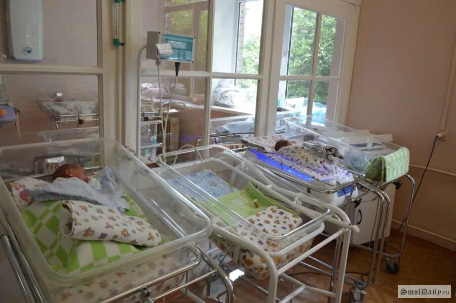 Детское отделение смоленск. Роддом на кирова смоленск. перинатальный центр роддом на кирова смоленск. роддом на кирова смоленск ковидный центр. роддом ярцево.