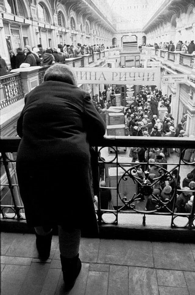 Москва 1990 год. Ленинград 1990 год. Столешников переулок москва 1990 год. Москва 1990 год. Петербург в 1990 годах.