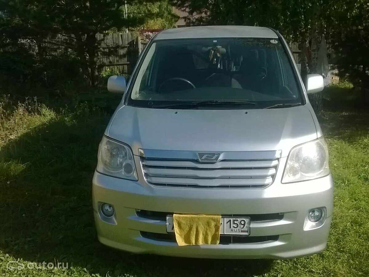 Toyota ace noah 2001. Тойота ноах 2001 года. Тойота ноах 2001 года. Тойота микроавтобус 2001 год. Тойота ноах 2001г.