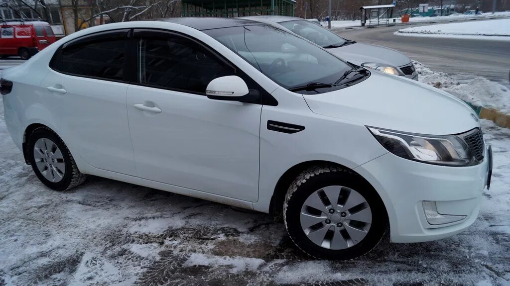 Kia Rio 2013. Киа Рио 2013 белая. Киа Рио 2013 года белый. Kia Rio 2013 белая. Купить кия рио 1