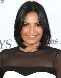 Tarjimalari bilan jingalak ayollar ishtirokidagi onlayn porno