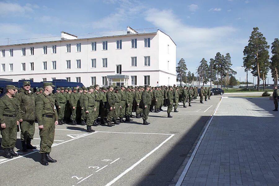 Воинская часть 46317. Чебаркуль город военный городок. Чебаркуль Военная часть 89547. 90 Танковая дивизия Чебаркуль плац. Чебаркуль Гарнизон военный.