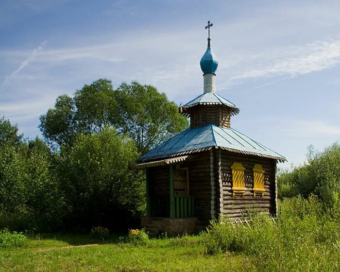 Живоносный источник Новгородская область. Живоносный источник Старая Русса. Деревня Заполье Новгородская область. Буреги Старорусский район Живоносный источник. Живоносный родник