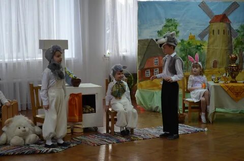 Инсценировка сказки на новый год