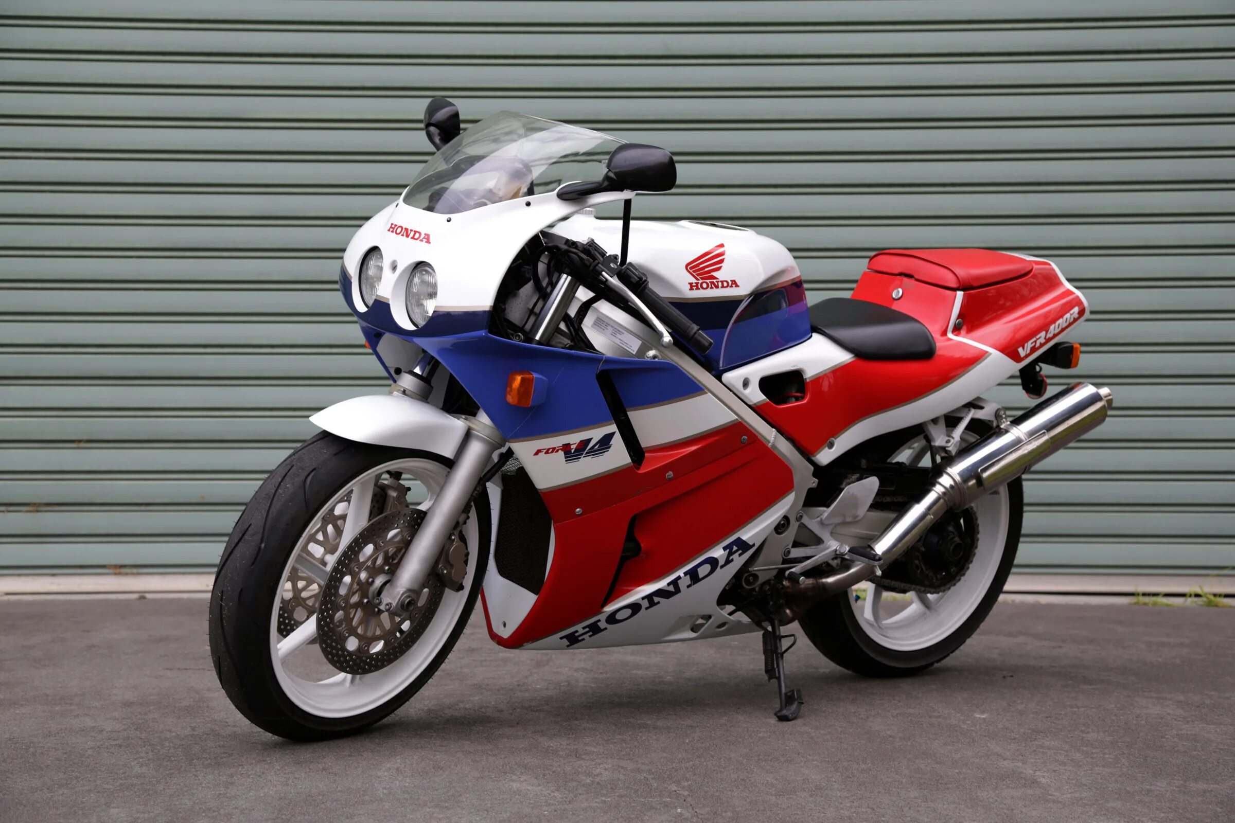 Honda vfr400r. Honda VFR 400. Honda CBR 1000f. Хонда ВФР 1000. Хонда 60 купить