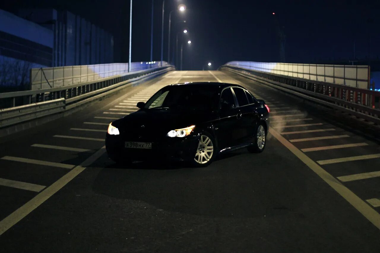 Download wallpaper BMW, E60, BMW5, section bmw in resolution 1024x1024