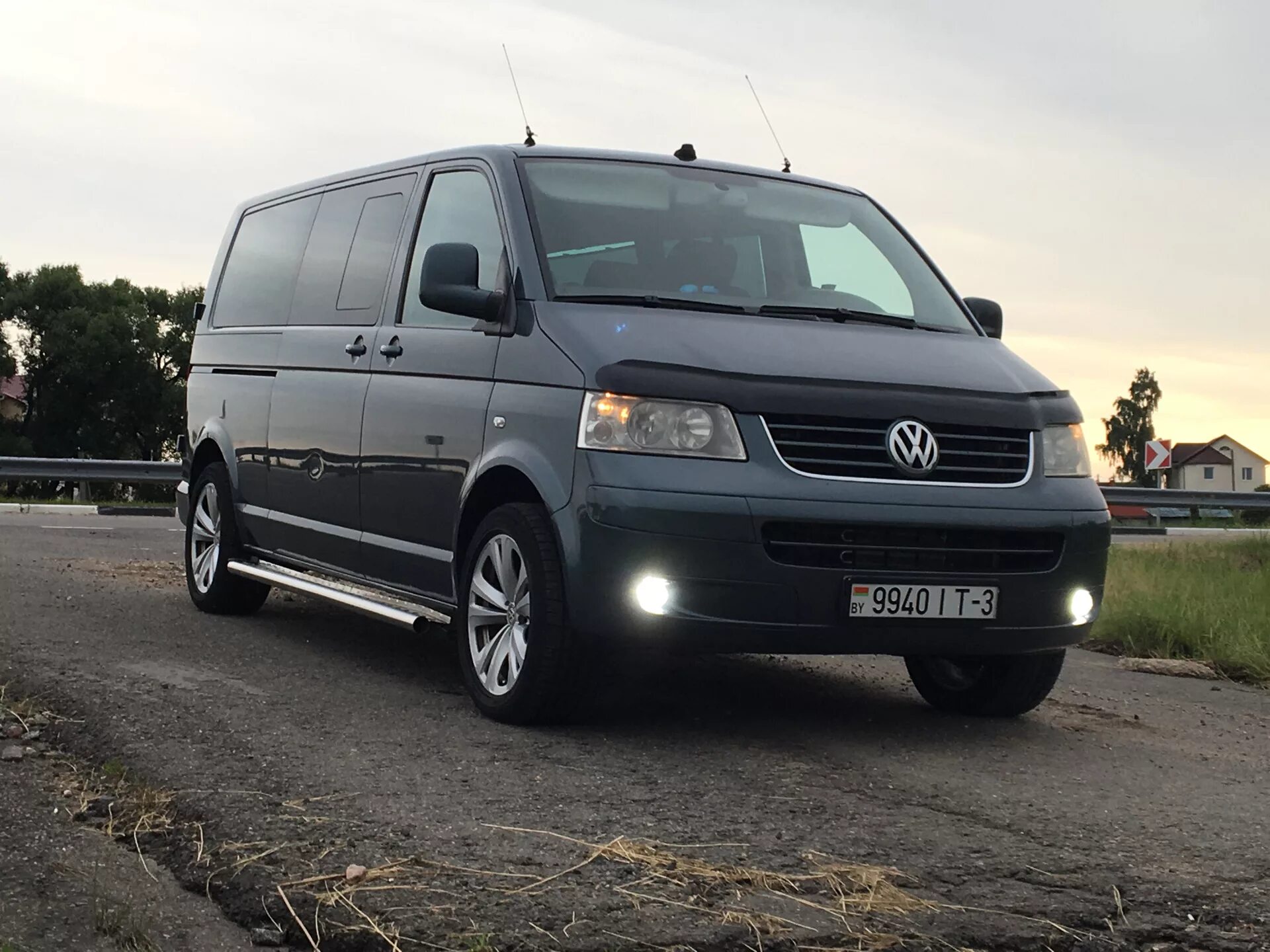 Фольксваген т5 бу россия. Фольксваген Каравелла t5. VW Transporter t5 Caravelle. Фольксваген т5 2003. Фольксваген Транспортер Каравелла.