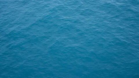 Море вода сверху