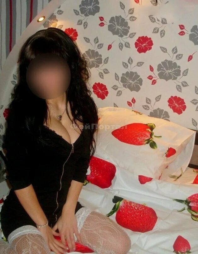 Снять девочку в районе