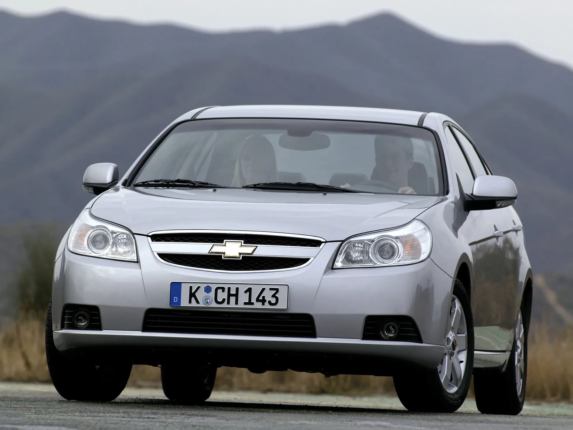 Эпика гамеса. Игры эпик геймс. Шевроле эпика 2011 2. Ярлык эпик геймс. Epic gays.