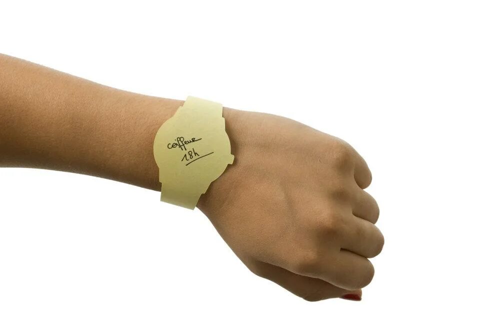 Post watch. Бумажные часы. Бумажные часы на руке. Напоминалка на руке. Бумажные часы часы на руку.