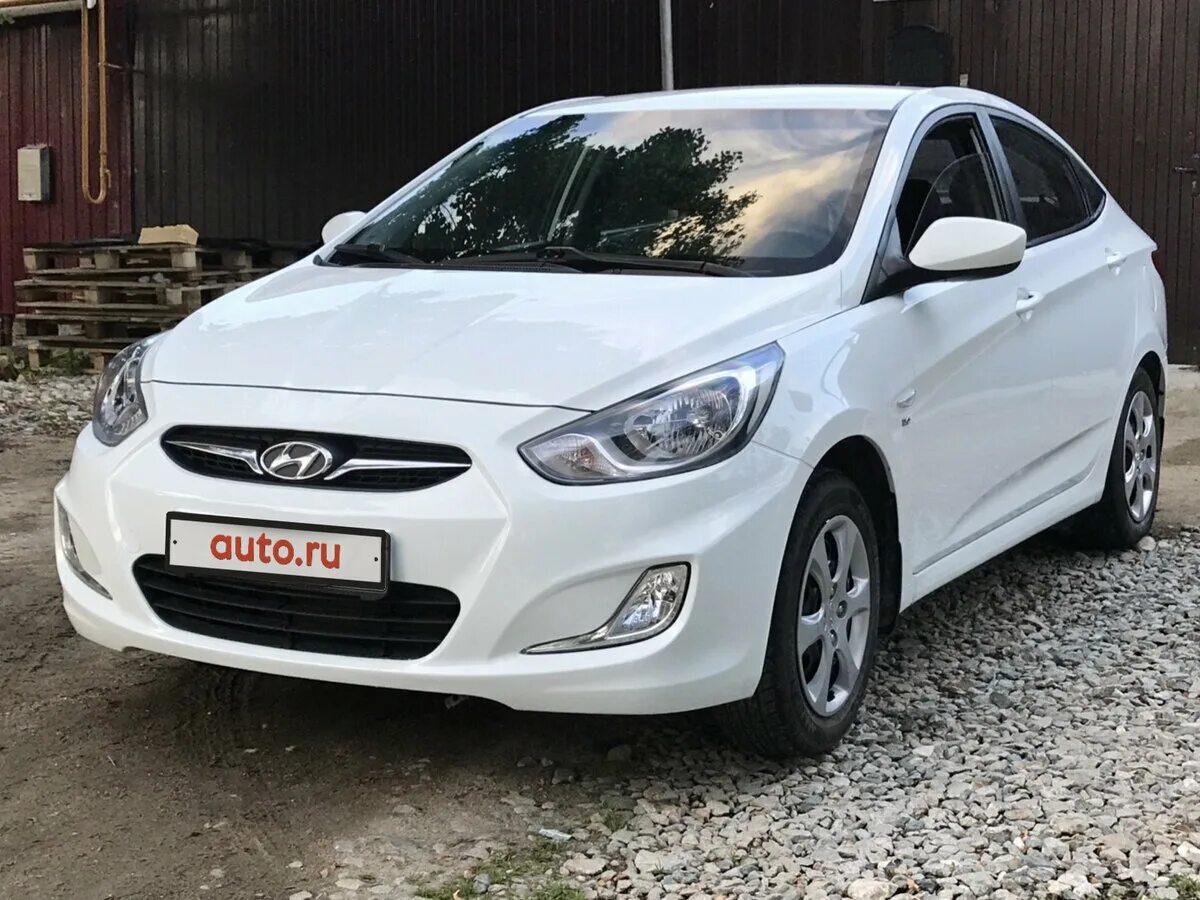 Hyundai solaris 2013 серебристый. Hyundai solaris бежевый. Авито хендай солярис татарстан. Авито хендай солярис татарстан. Hyundai solaris 2013 серый.