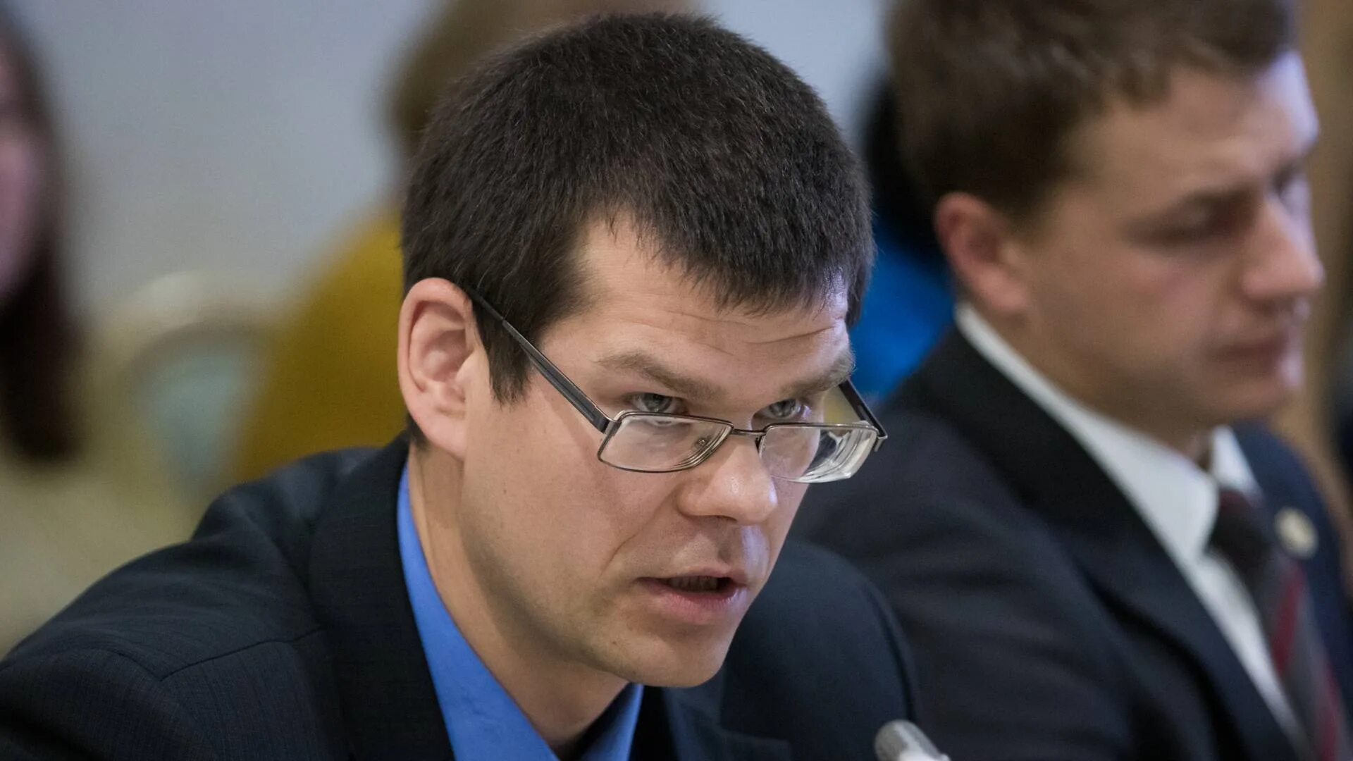 Дерк морис. Собственник иностранец. Андрей иващенко химрар. Потанин олигарх. Собственник иностранец.