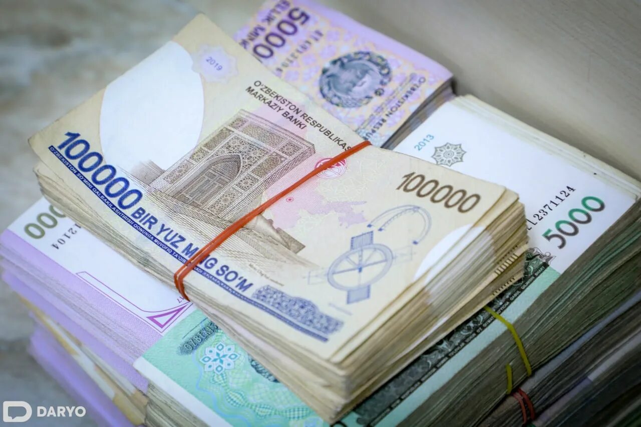 1 млн сум. 1000000 сум. узбекские деньги. узбекский сум. пенсия ва нафақалар.