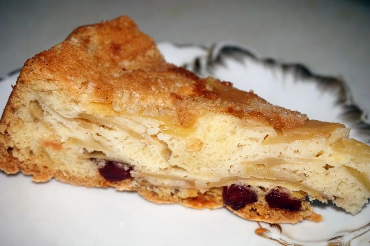 выпечка на майонезе. манник на майонезе. что можно испечь из майонеза. домашний майонез из молока. заливной пирог на сметане.