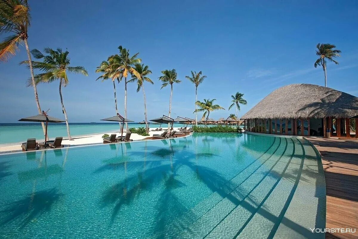 Страна известный курорт. Остров Халавели Мальдивы. Констанс Халавели Мальдивы. Constance Halaveli 5*. Constance Halaveli Resort Maldives 5.