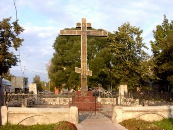 Поклонный крест вологда. Поклонный крест вологда на площади революции. Кресты вологда. Кавказский крест вологда. Поклонный крест вологда.