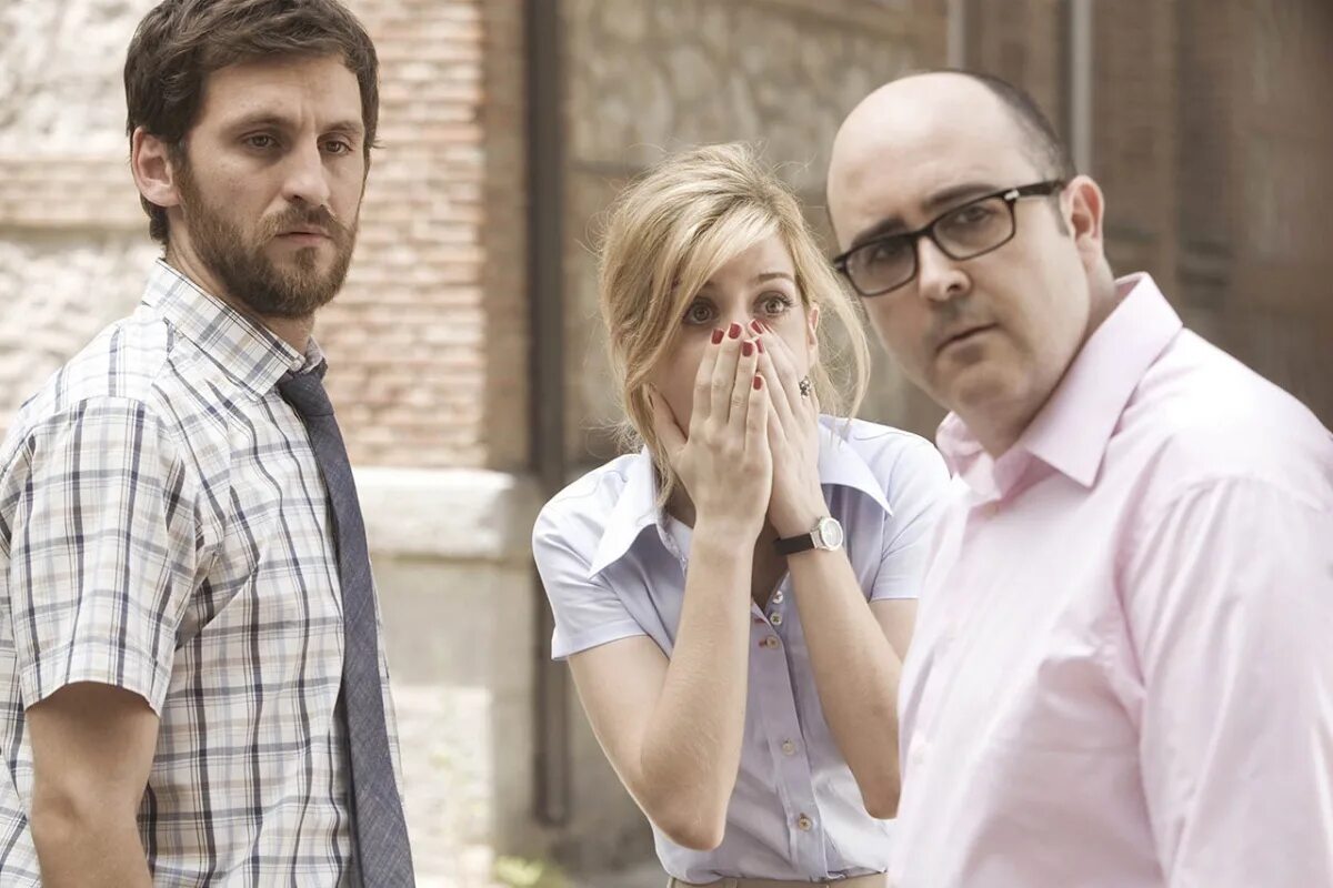 призрачный выпускной 2012 фильм. похождения призрака фильм 2012. похождения призрака на русском. похождения призрака 2011. похождения призрака фильм 2022.