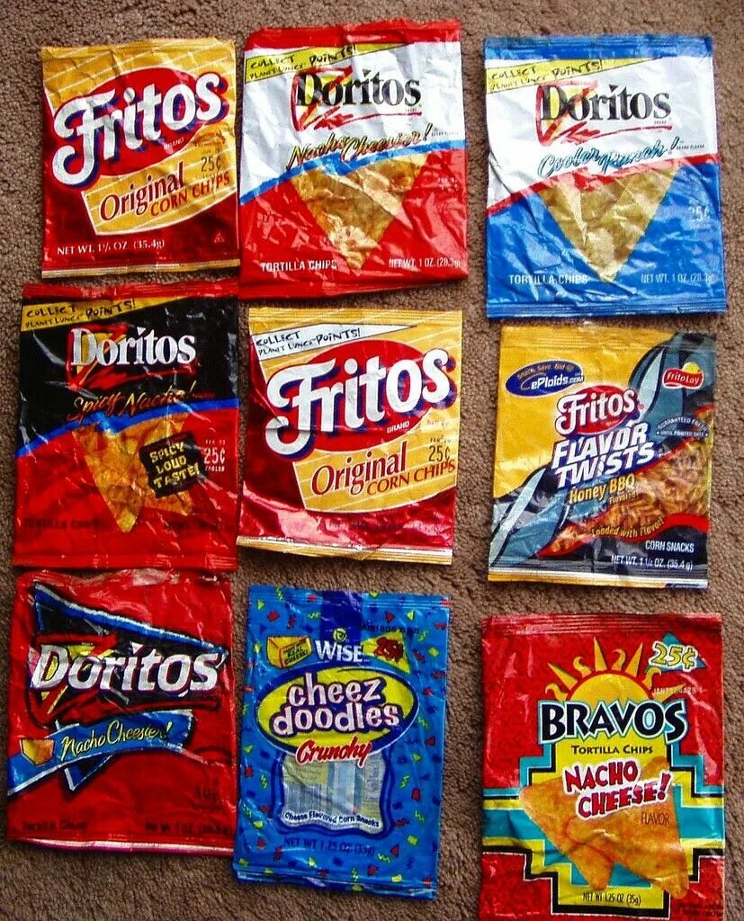 Чипсы 90 х. Чипсы 90 х. Чипсы раффлз в 90х. Чипсы 90 х. Чипсы из 90-х годов в россии.