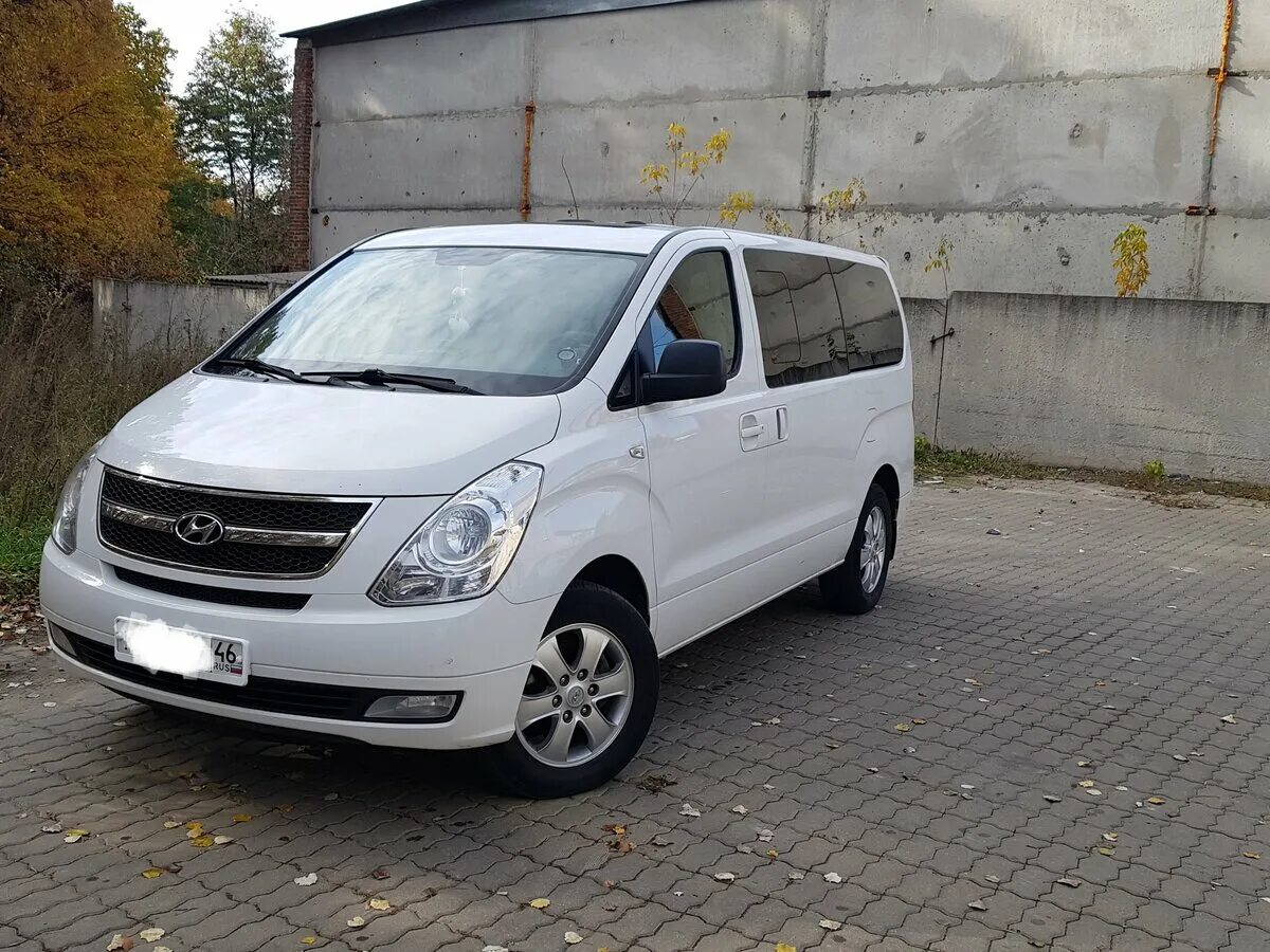 Куплю хундай гранд старекс. Hyundai Starex 2014. Гранд Старекс 2014. Hyundai Grand Starex белый. Hyundai Гранд Старекс белый.