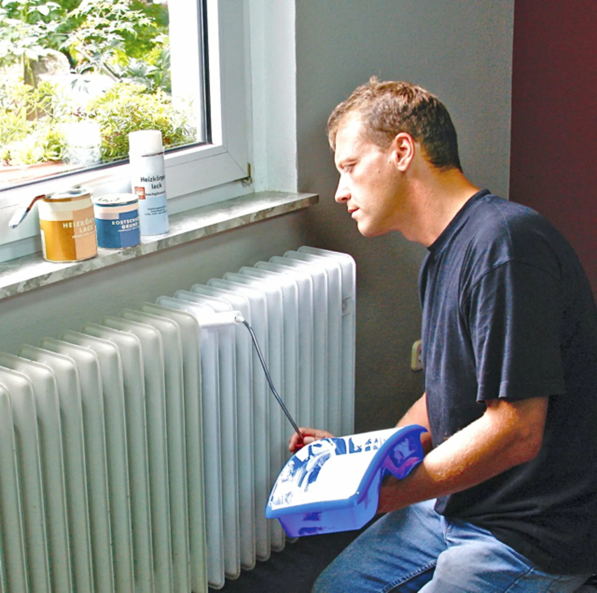 Чем покрасить батареи в квартире. Покраска старых батарей. как красиво красить батареи старые. батарея крашеная блестками. чем отмыть радиатор отопления в квартире.