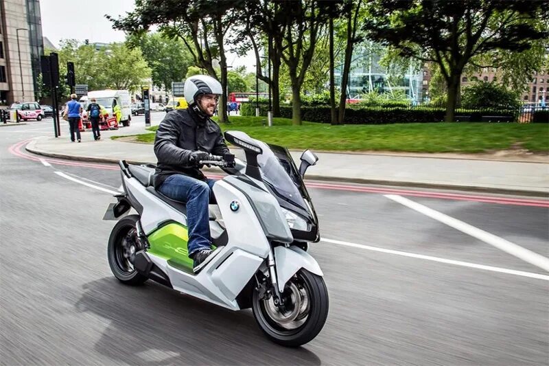 Scooter c. Bmw c 650 evolution. bmw evolution scooter. скутер бмв 650. максискутер bmw.