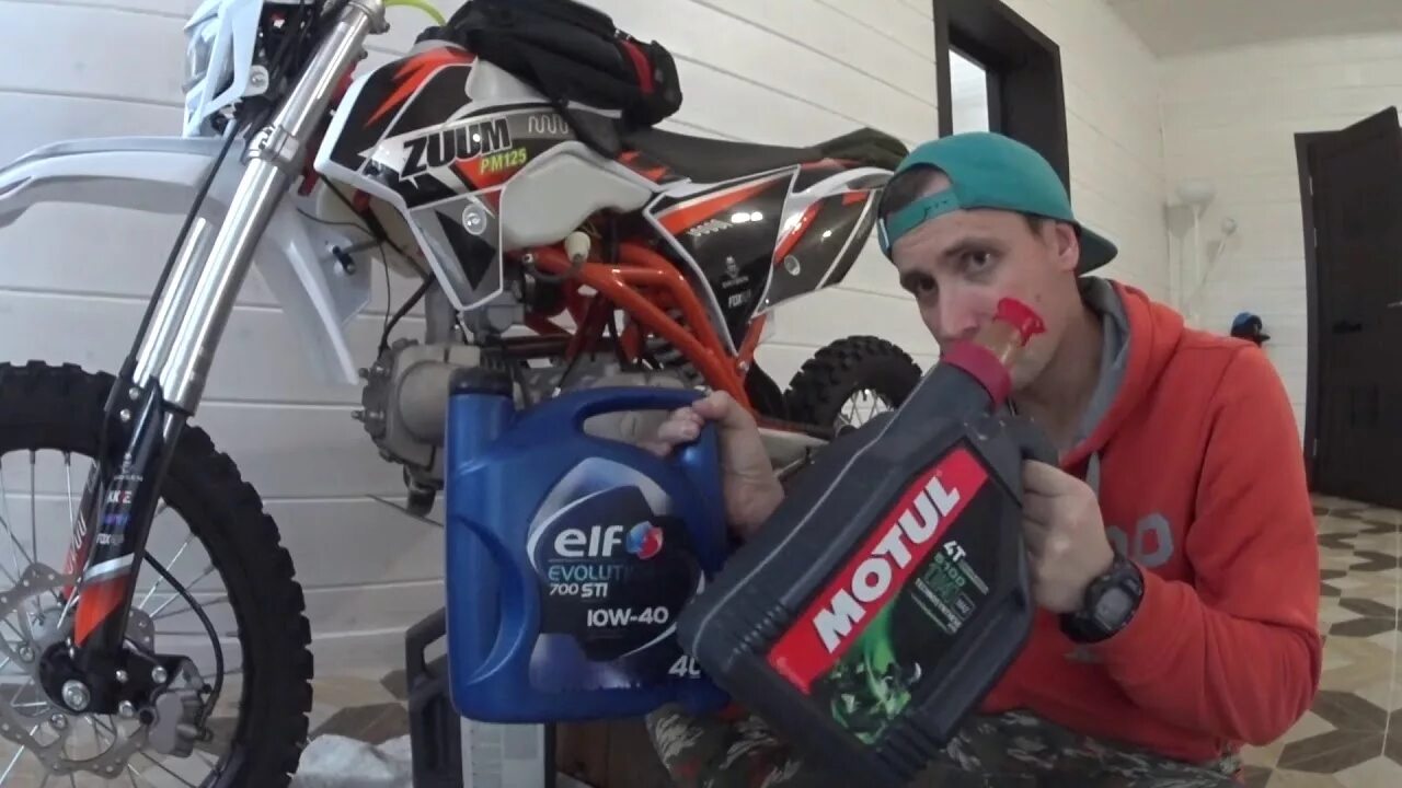 масло в питбайк 125 кубов. сколько заливать масло в питбайк. сколько заливать масло в питбайк. сколько заливать масло в питбайк. уровень масла в двигателе питбайка 125.