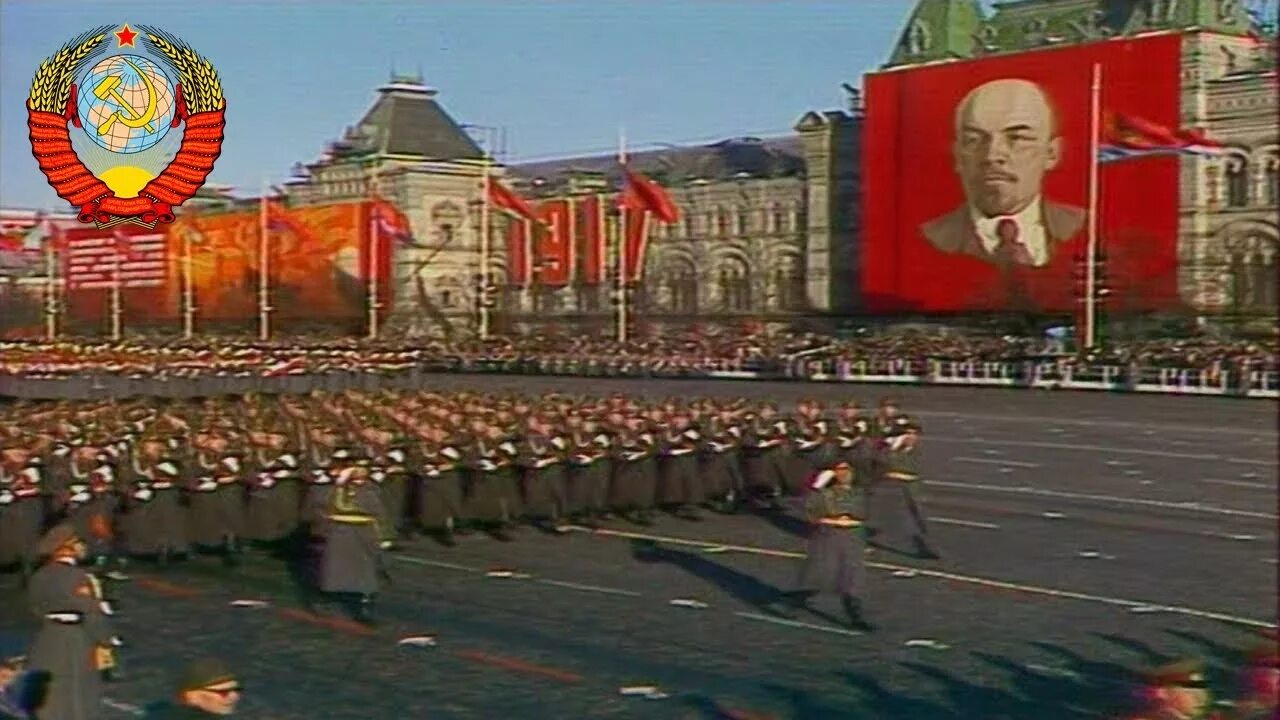 В каком году первый парад. Парад 7 ноября 1950. парад 7 ноября 1967. парад 7 ноября ссср. парад победы 1977.